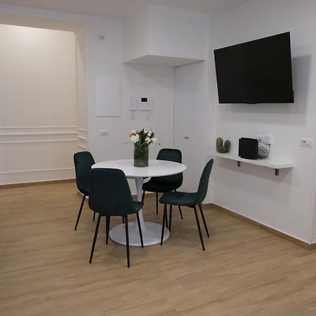 Toledo 292 Luxury House Apartment Napoli Bagian luar foto