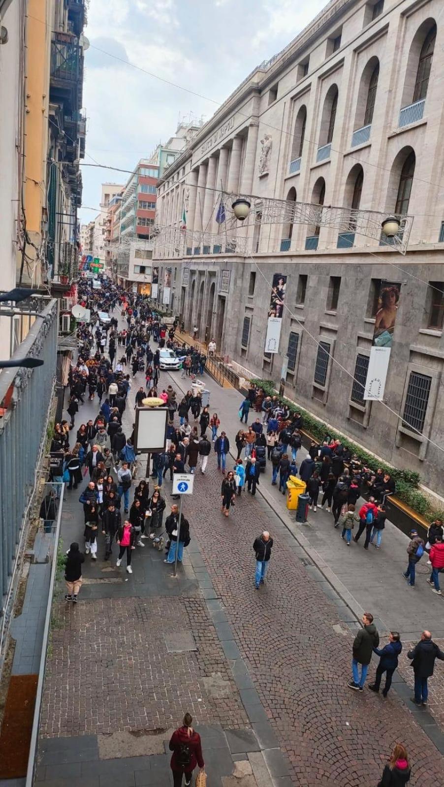 Toledo 292 Luxury House Apartment Napoli Bagian luar foto