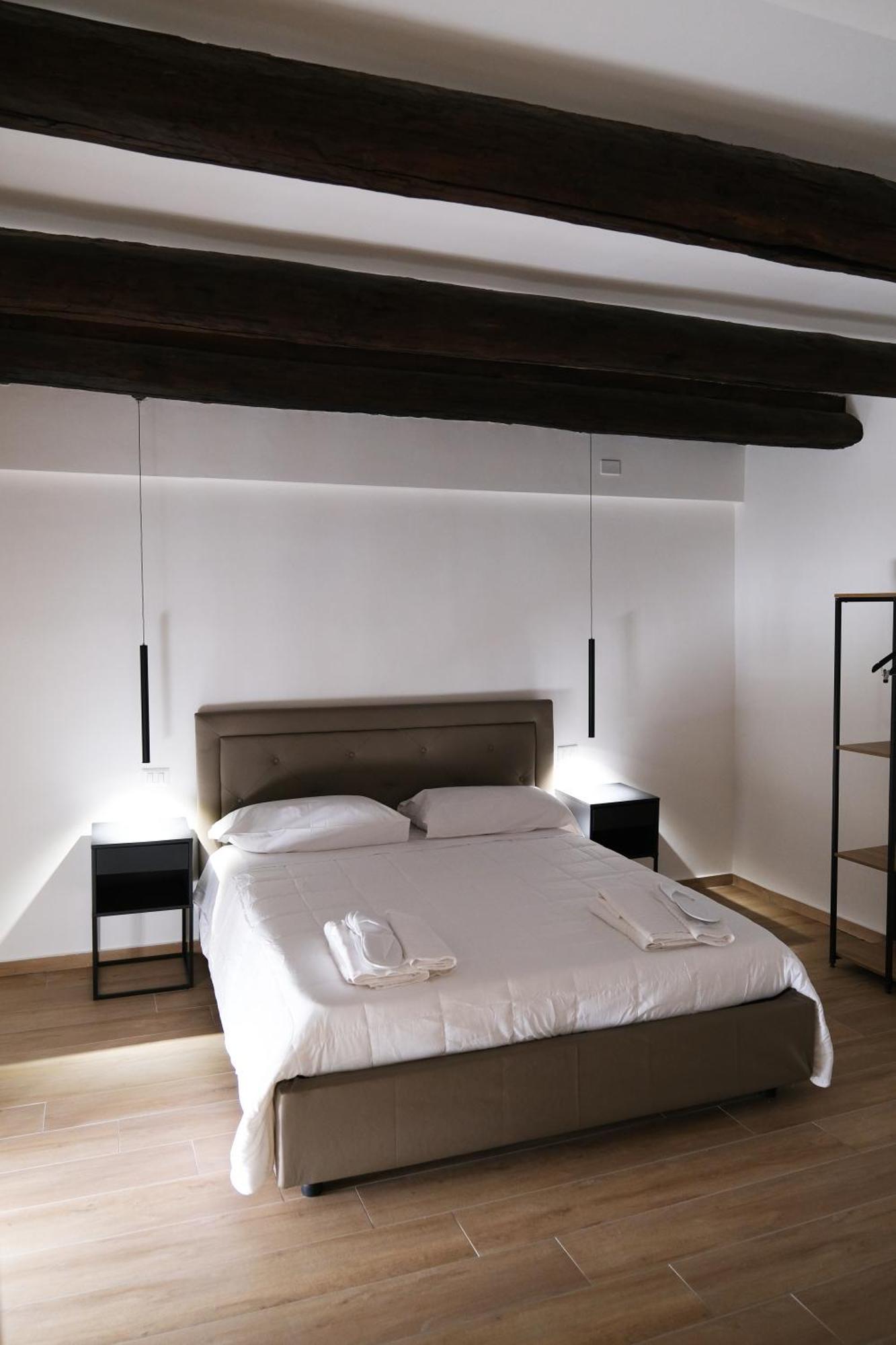 Toledo 292 Luxury House Apartment Napoli Bagian luar foto